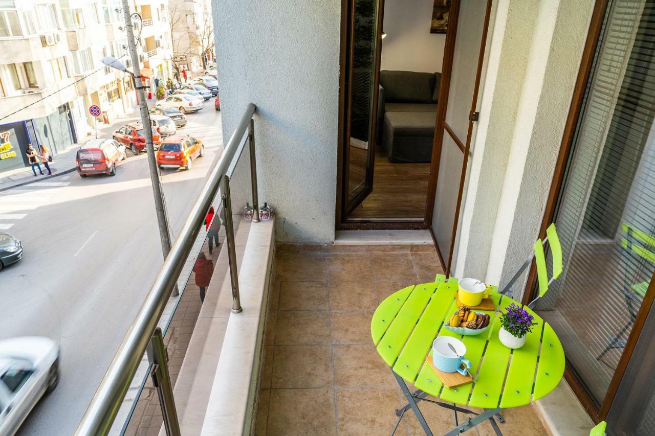 Loft Lägenhet Varna Exteriör bild