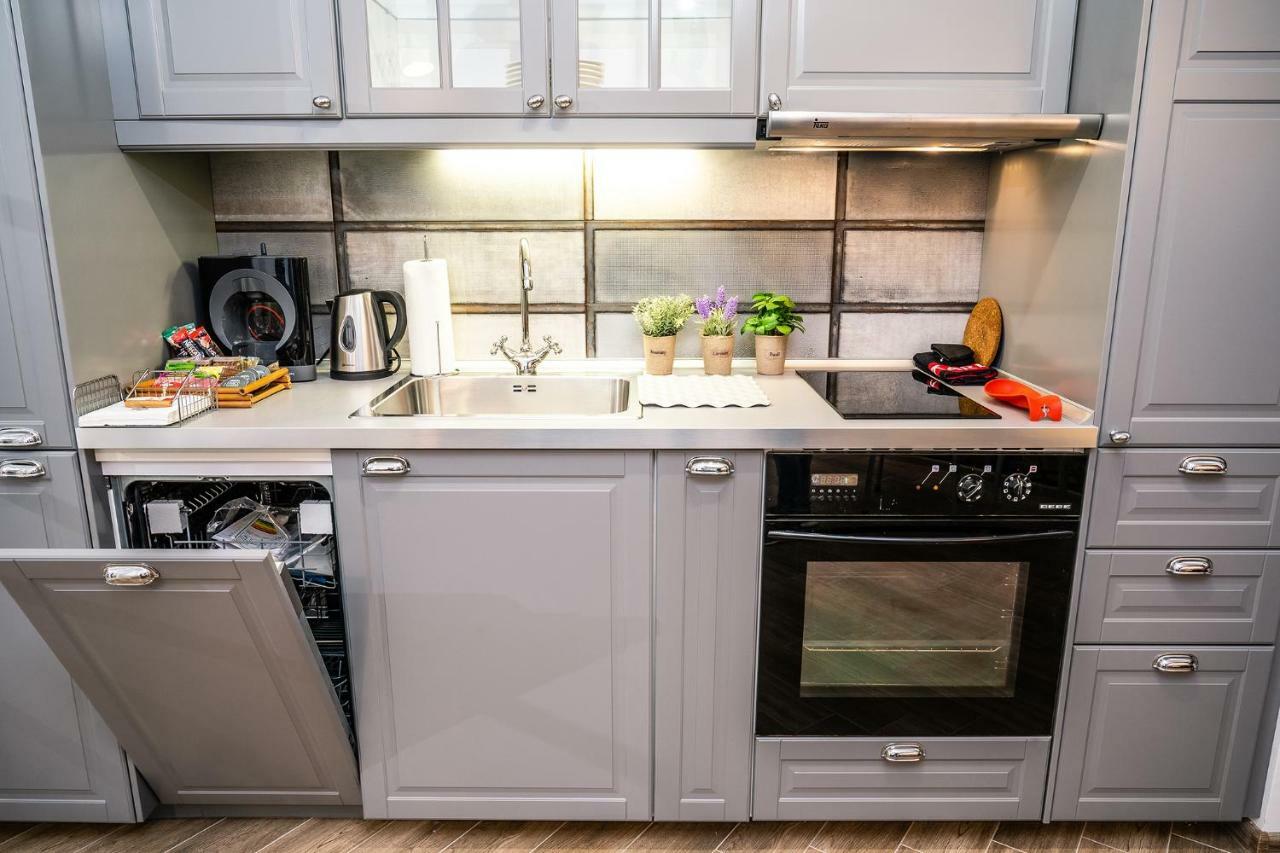 Loft Lägenhet Varna Exteriör bild